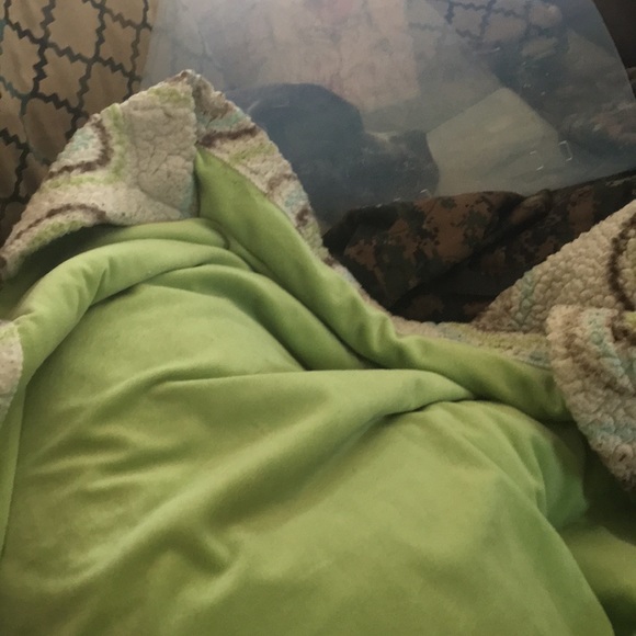 She’s back home and napping. Thanks everyone. - Picture 6 of 7